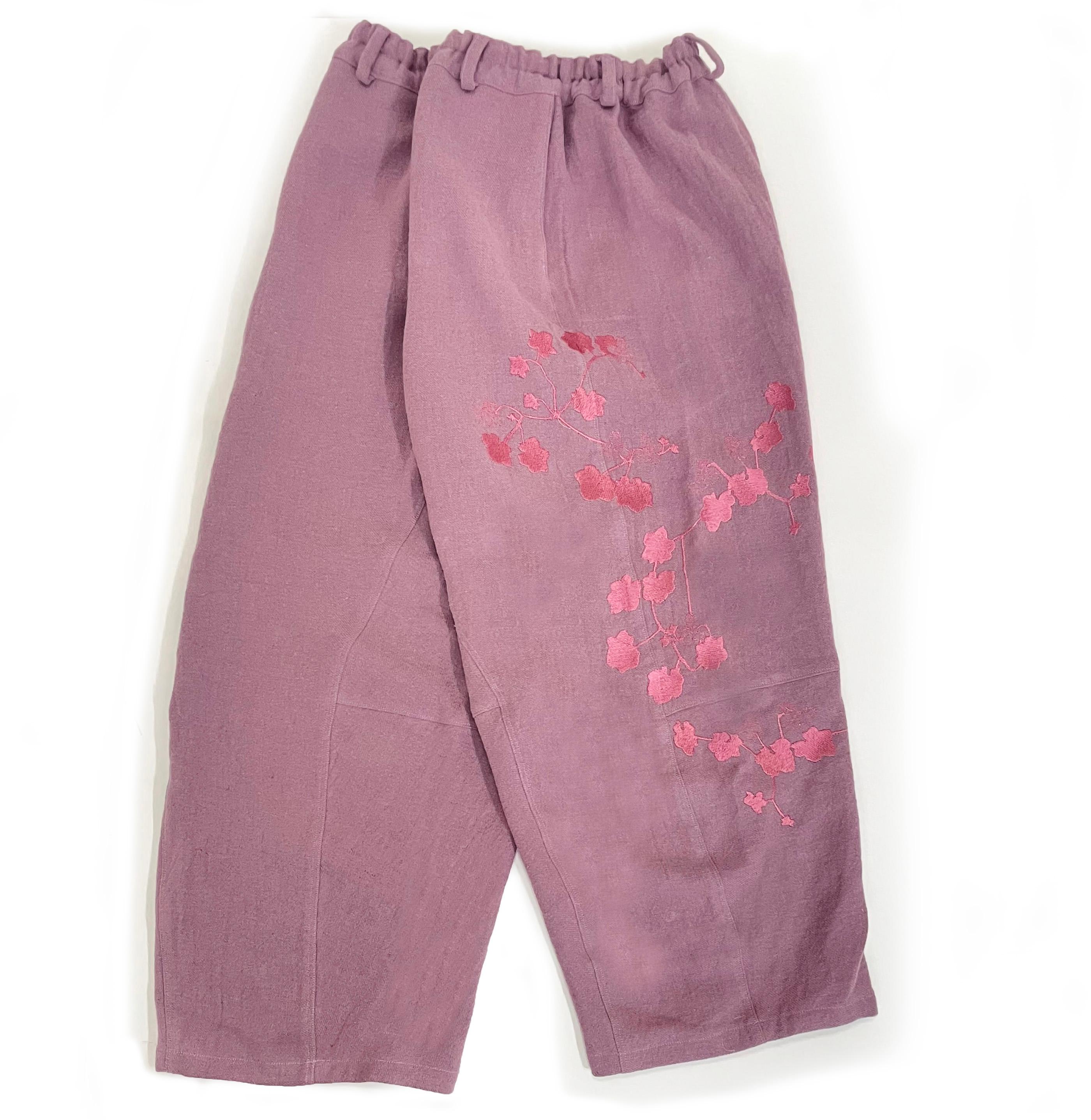綾織 リネンウール生地　ワイドパンツ　刺繡/ ツタバウンラン　くすみピンク　ご希望のパンツ丈で受注制作　ボタニ