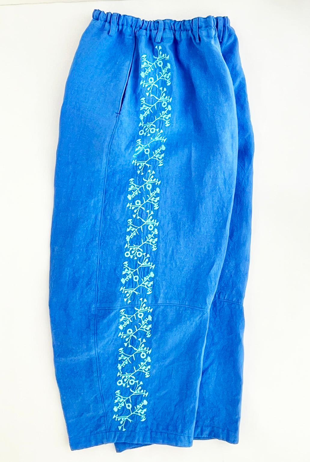 軽やか麻パンツ スカイブルーブルー 刺繍/ ヒメジョオン ワイドパンツ ご希望のパンツ丈受注制作 ボタニカル | 3枚目